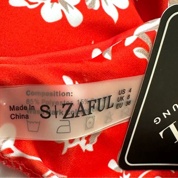Zaful Bikini Set Red White Floral Knot Cheeky Two Piece Swim Bikini Size 4 NEW - Picture 9 of 11